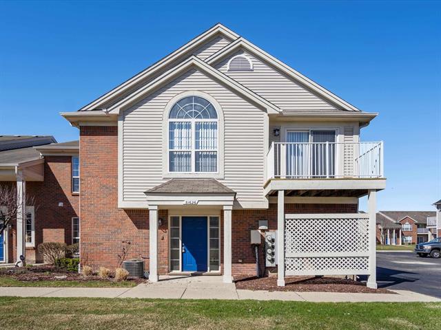 front view picture of 51626 Hale, New Baltimore, MI. 48051