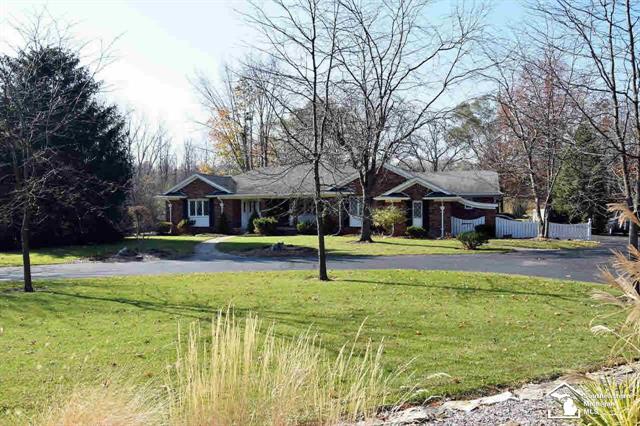 front view picture of 7007 Jackman, Temperance, MI. 48182