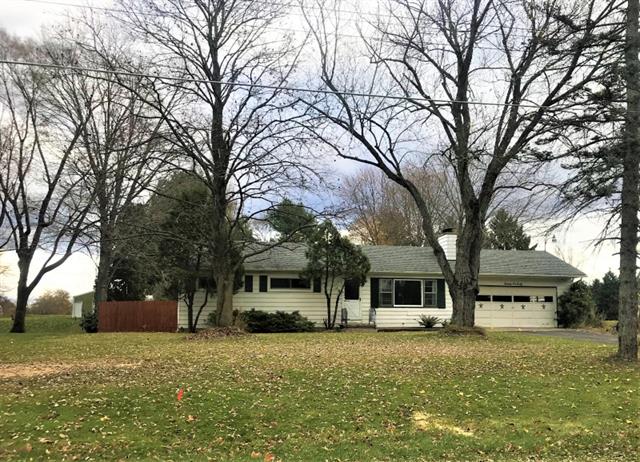 front view picture of 7660 N 41St Street, Augusta, MI. 49012