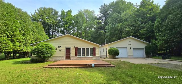 front view picture of 4654 W 1St Street, Ludington, MI. 49431