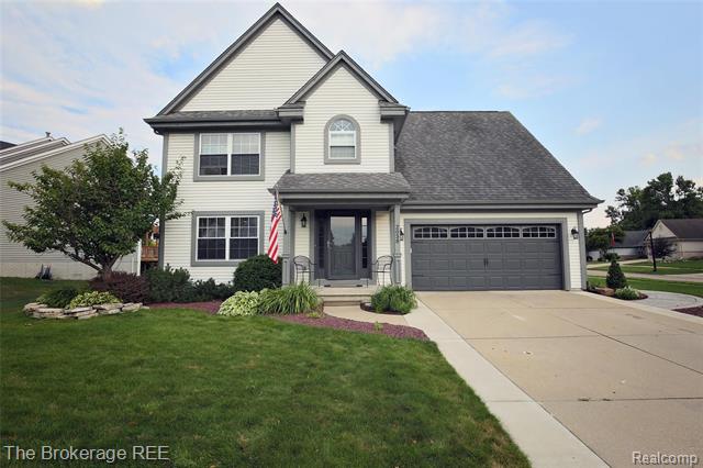 front view picture of 2038 Ashford Drive, Davison, MI. 48423