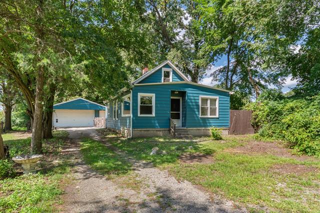 front view picture of 98 S Harris Road, Ypsilanti, MI. 48198