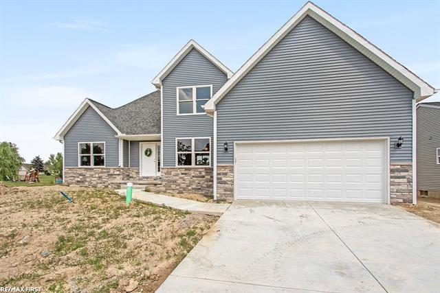 front view picture of 70506 Sunny Brook Lane, Richmond, MI. 48062