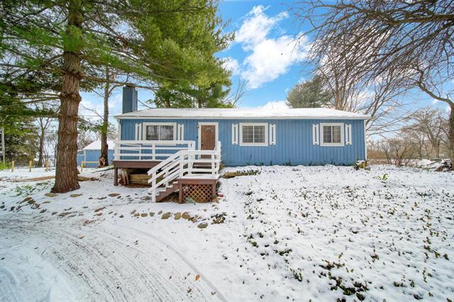 front view picture of 6112 Bemis Road, Ypsilanti, MI. 48197