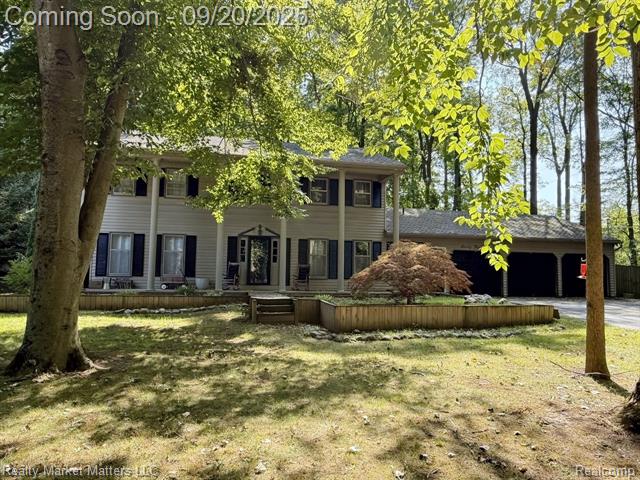 front view picture of 7505 Falling Leaf Court, Flushing, MI. 48433