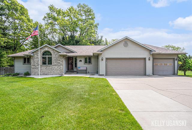 front view picture of 7460 Anthony Street, Whitehall, MI. 49461
