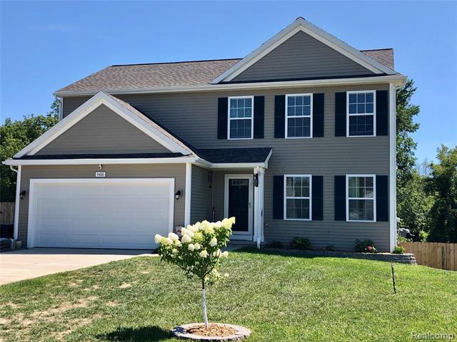 front view picture of 9416 Sunrise Lane, Davison, MI. 48423