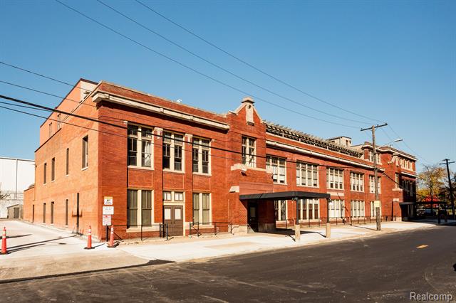 front view picture of 1395 Antietam Avenue, Detroit, MI. 48207