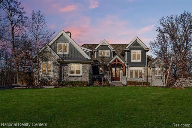 front view picture of 12359 Boulder Pass, Milford, MI. 48380