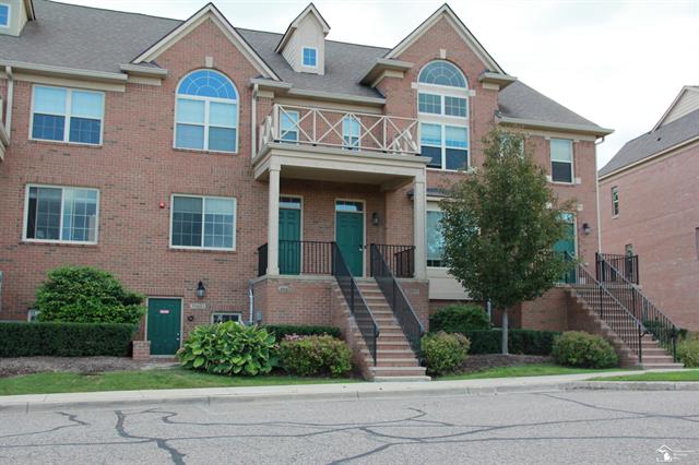 front view picture of 39675 Springwater Drive, Northville, MI. 48168