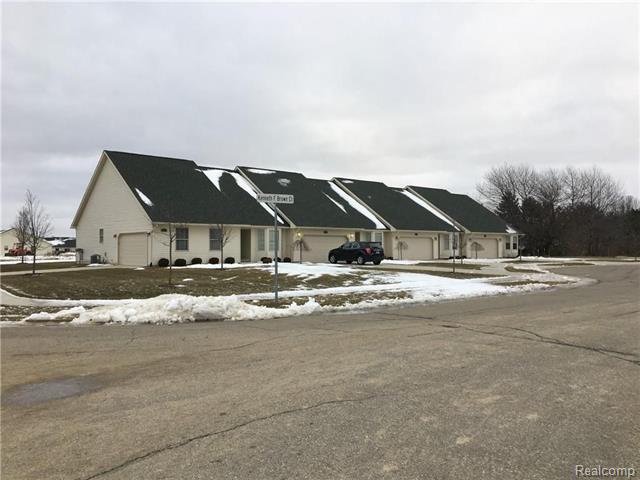 front view picture of 1929 William Imlay Drive, Imlay City, MI. 48444