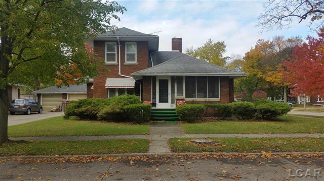 front view picture of 221 N Summit St, Morenci, MI. 49256