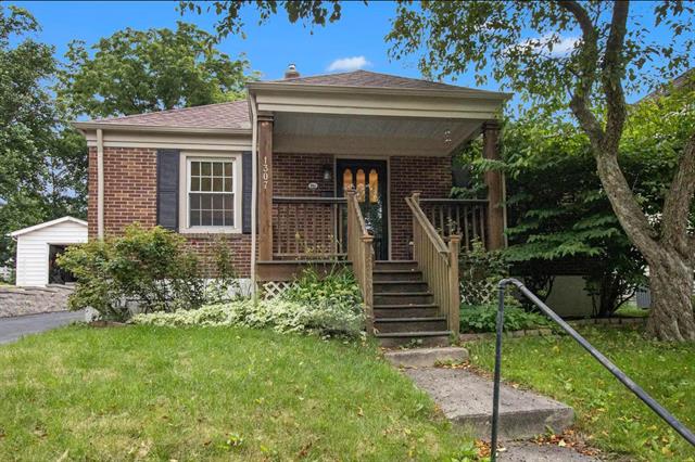 front view picture of 1307 Edgewood Avenue, Ann Arbor, MI. 48103