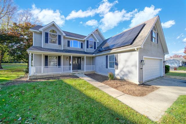 front view picture of 800 Stetson St, Tecumseh, MI. 49286