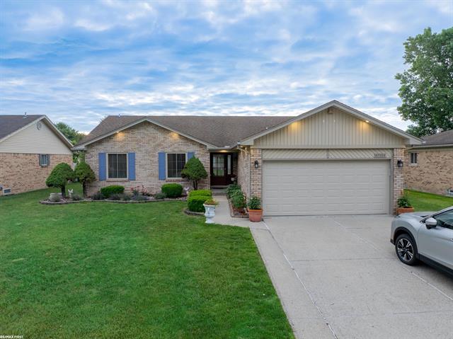 front view picture of 47584 Mount Vesuvius Drive, Macomb, MI. 48044