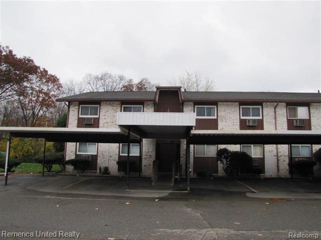 front view picture of 7570 Woodview St Apt 4, Westland, MI. 48185