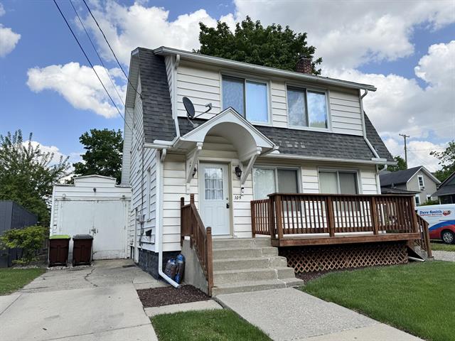 front view picture of 109 Park Place East, Adrian, MI. 49221
