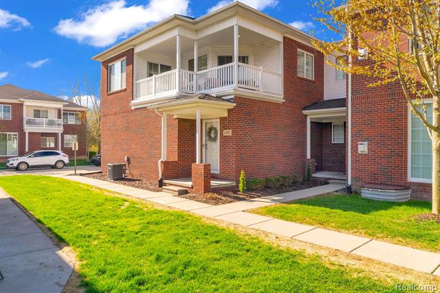 front view picture of 6985 Boulder Pointe, Washington, MI. 48094