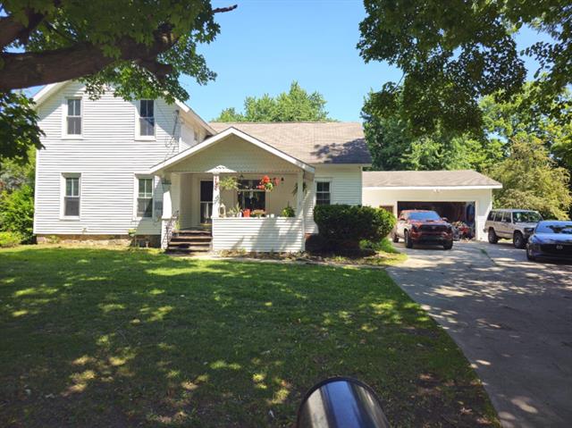 front view picture of 2400 Curtis Rd, Adrian, MI. 49221
