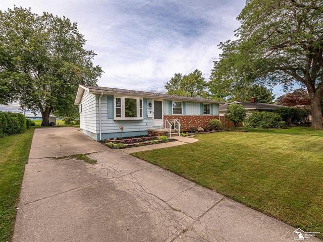 front view picture of 255 Crampton, Monroe, MI. 48162