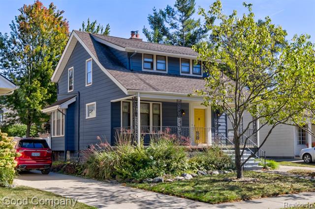 front view picture of 713 S Pleasant St, Royal Oak, MI. 48067