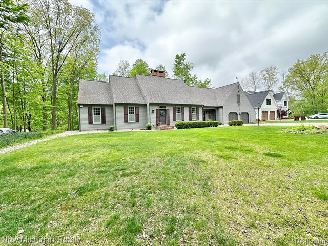 front view picture of 4909 Barnstable, Lansing, MI. 48906