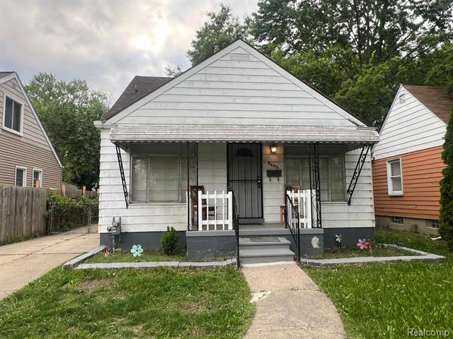 front view picture of 6485 Rosemont Avenue, Detroit, MI. 48228