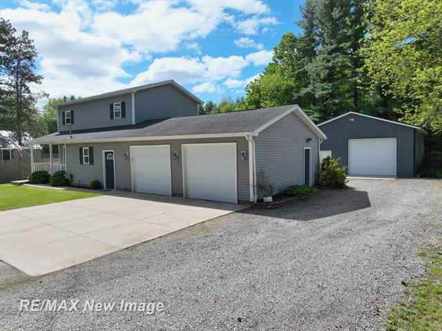 front view picture of 11031 Pine Grove, Saginaw, MI. 48609