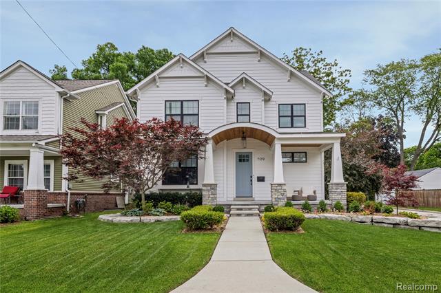front view picture of 709 S Blair Ave, Royal Oak, MI. 48067
