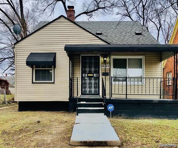 front view picture of 16191 Stoepel Street, Detroit, MI. 48221