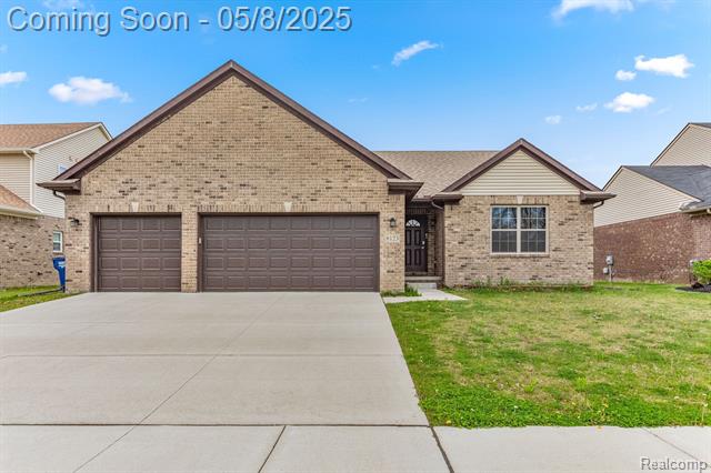 front view picture of 8123 Hubbard Road, Westland, MI. 48185