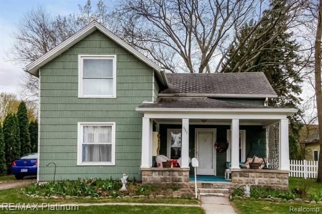 front view picture of 533 E Sibley Street, Howell, MI. 48843