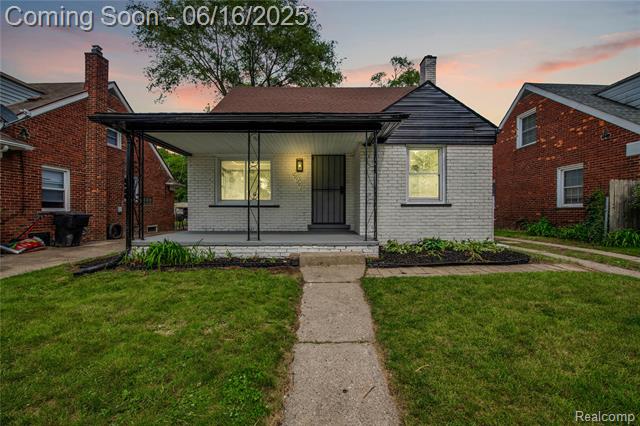 front view picture of 20120 Norwood St, Detroit, MI. 48234