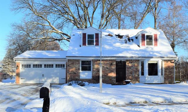 front view picture of 822 Crown Boulevard, East Lansing, MI. 48823