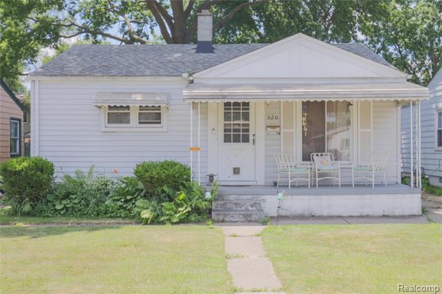 front view picture of 520 E Hudson Ave, Madison Heights, MI. 48071