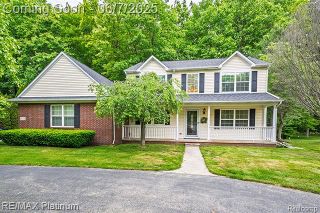 front view picture of 6103 Shadetree Court, Howell, MI. 48843