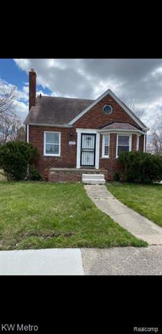 front view picture of 15294 Saratoga Street, Detroit, MI. 48205