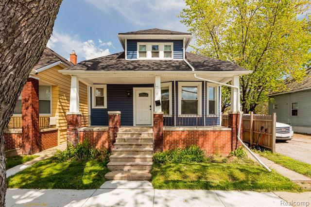 front view picture of 4492 Fischer Street, Detroit, MI. 48214