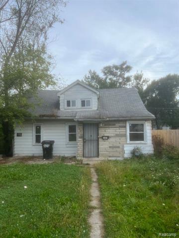 front view picture of 15871 Fairmount Drive, Detroit, MI. 48205