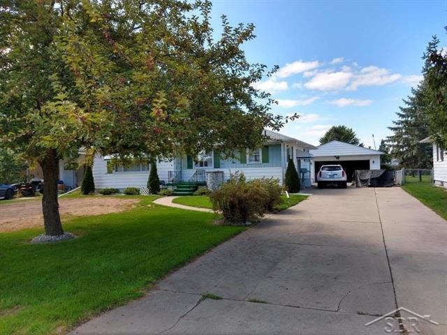 front view picture of 2610 S Monroe St, Bay City, MI. 48708