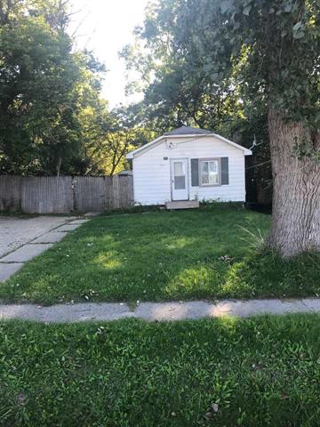 front view picture of 2037 Graham, Flint, MI. 48532