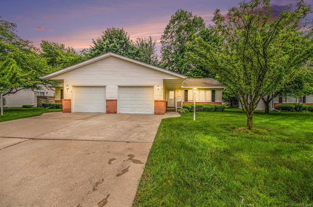 front view picture of 3545 Holland Park Lane, Port Huron, MI. 48060