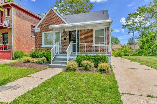 front view picture of 9248 Manor Street, Detroit, MI. 48204