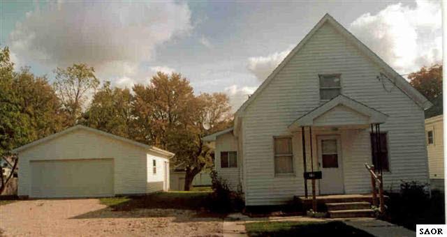 front view picture of 731 Grand Ave, Owosso, MI. 48867