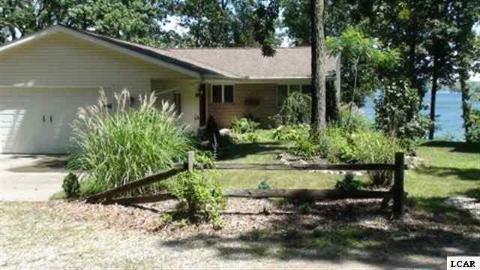 front view picture of 2307 Tecumseh, Brooklyn, MI. 49230