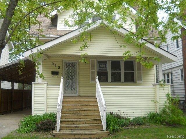 front view picture of 913 Knowles St, Royal Oak, MI. 48067