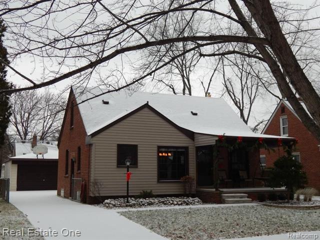 front view picture of 1909 Kalama Ave, Royal Oak, MI. 48067