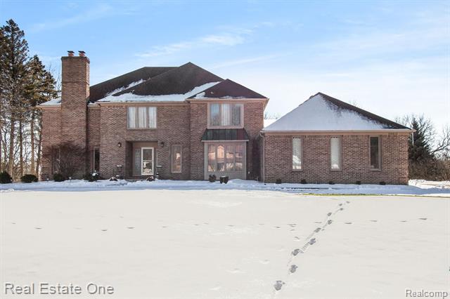 front view picture of 34415 Ramble Hills Dr, Farmington, MI. 48331