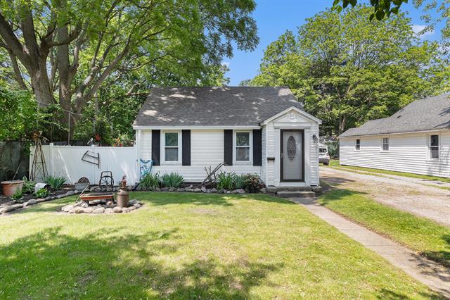 front view picture of 59 Wright St, Coldwater, MI. 49036