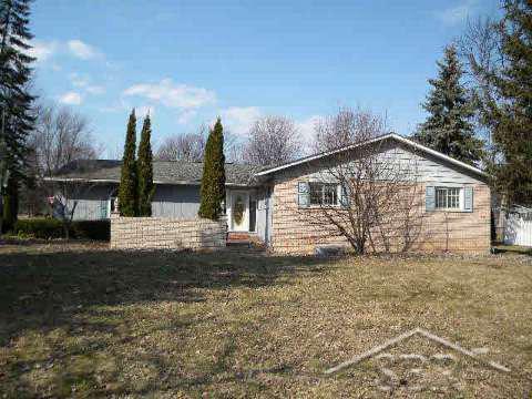 front view picture of 2441 Berberovich, Saginaw, MI. 48603